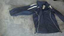 Kurtka Asics z z włoskiej kolekcji Team Line