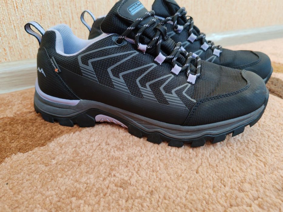 Жіночі термо кросівки Sprandi 40 р 26 см