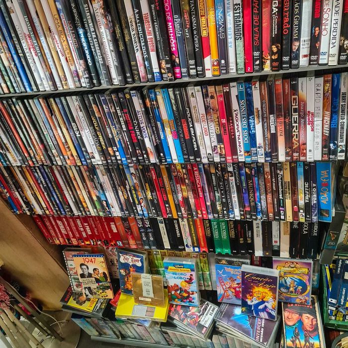 Cassete VHS – “Moçambique:Guerra Colonial”(Diário de Notícias/C.M.SOM)