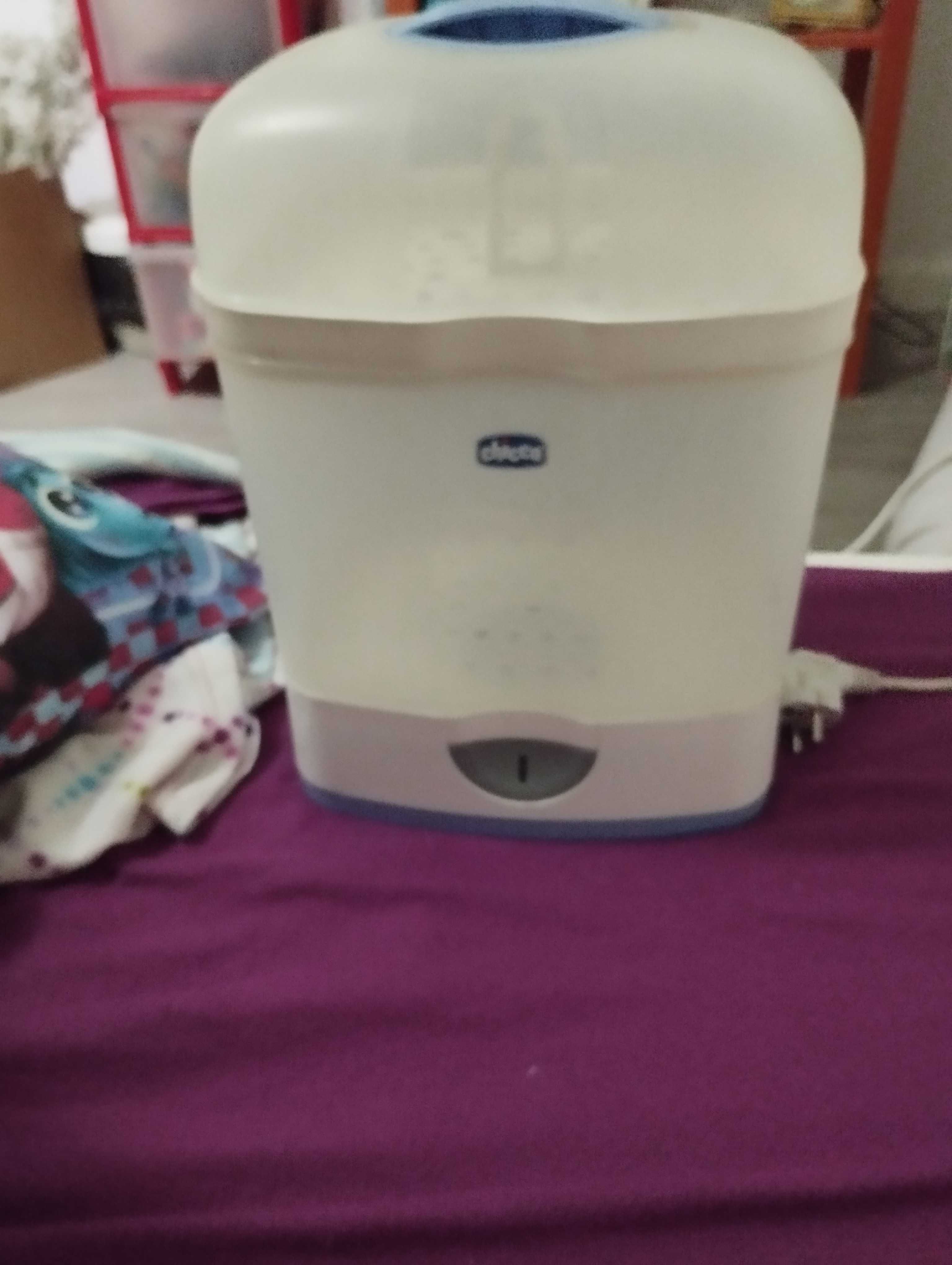 Esterilizador de biberões e de chuchas