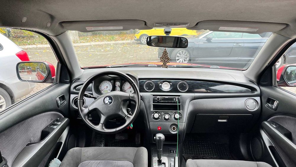 Mitsubishi Outlander 2.4 AT 2004