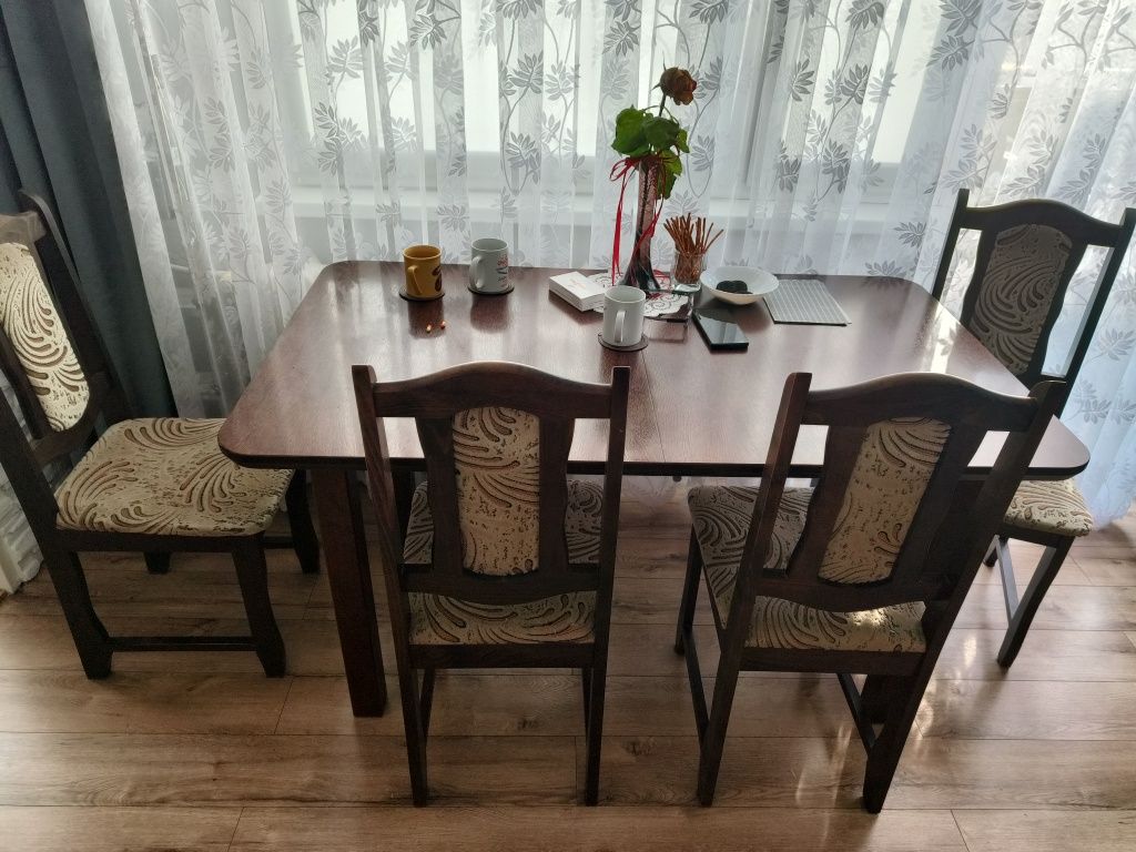 Krzesła do salonu