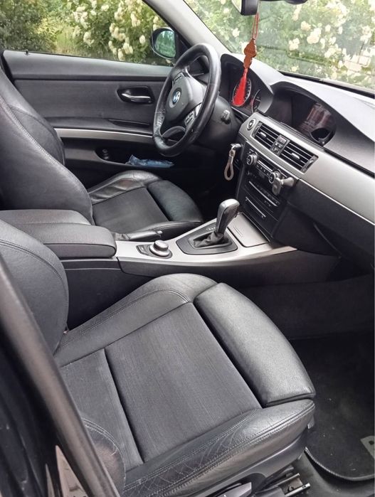 Автомобіль BMW 320D 2008