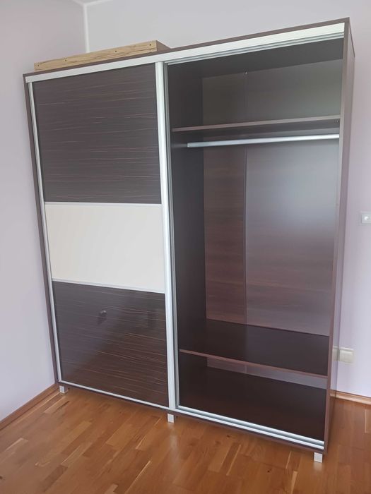 zestaw mebli do sypialni