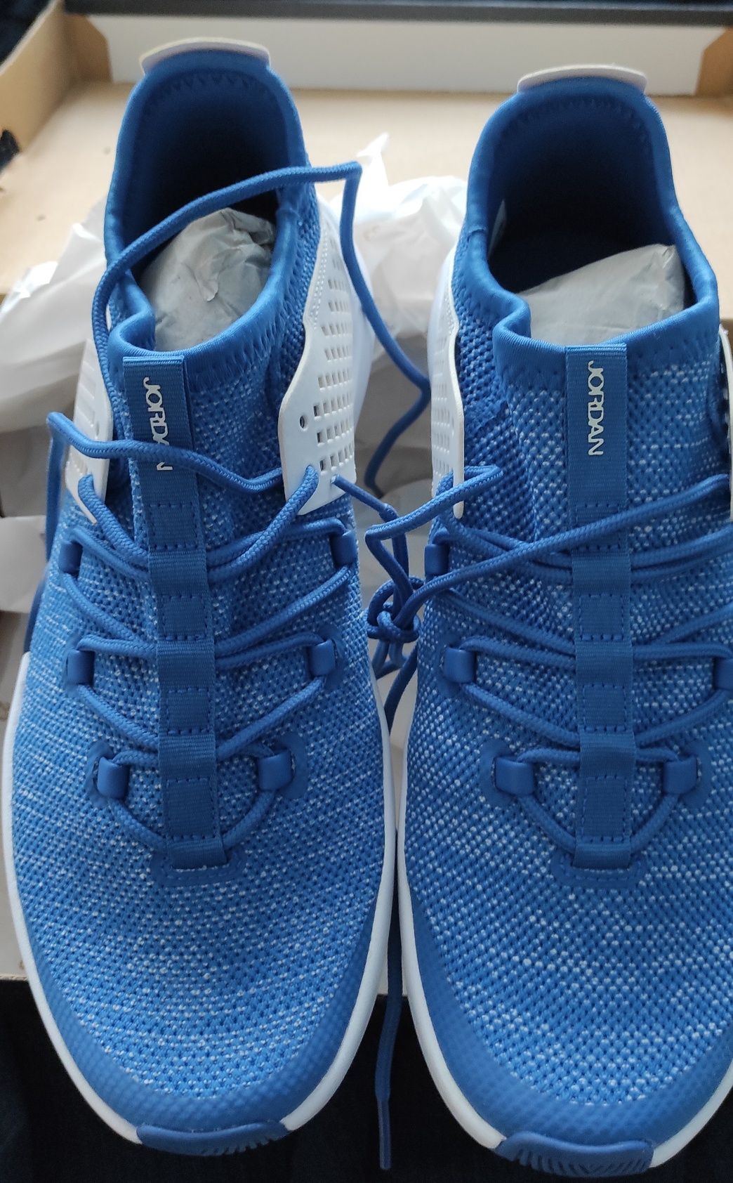Jordan express oryginalne. Nowe 44.5.