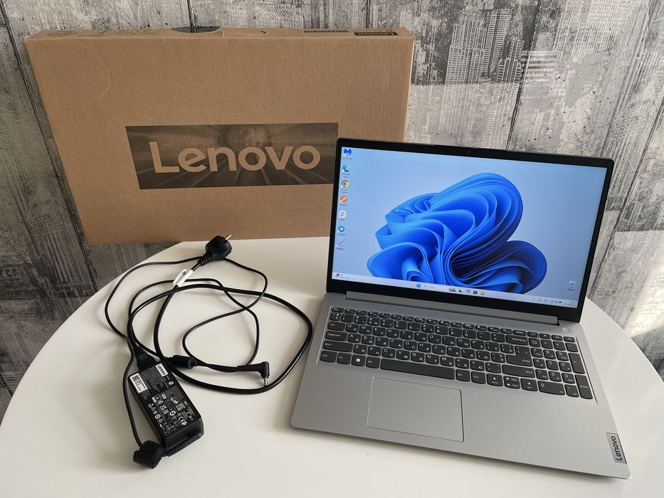 Lenovo IdeaPad 1 15ALC7 • Ryzen 5 5500U / 8GB / 512GB SSD / FullHD IPS
