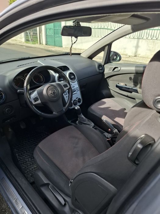 Opel corsa D 2007 DIESEL económico selo 27€l