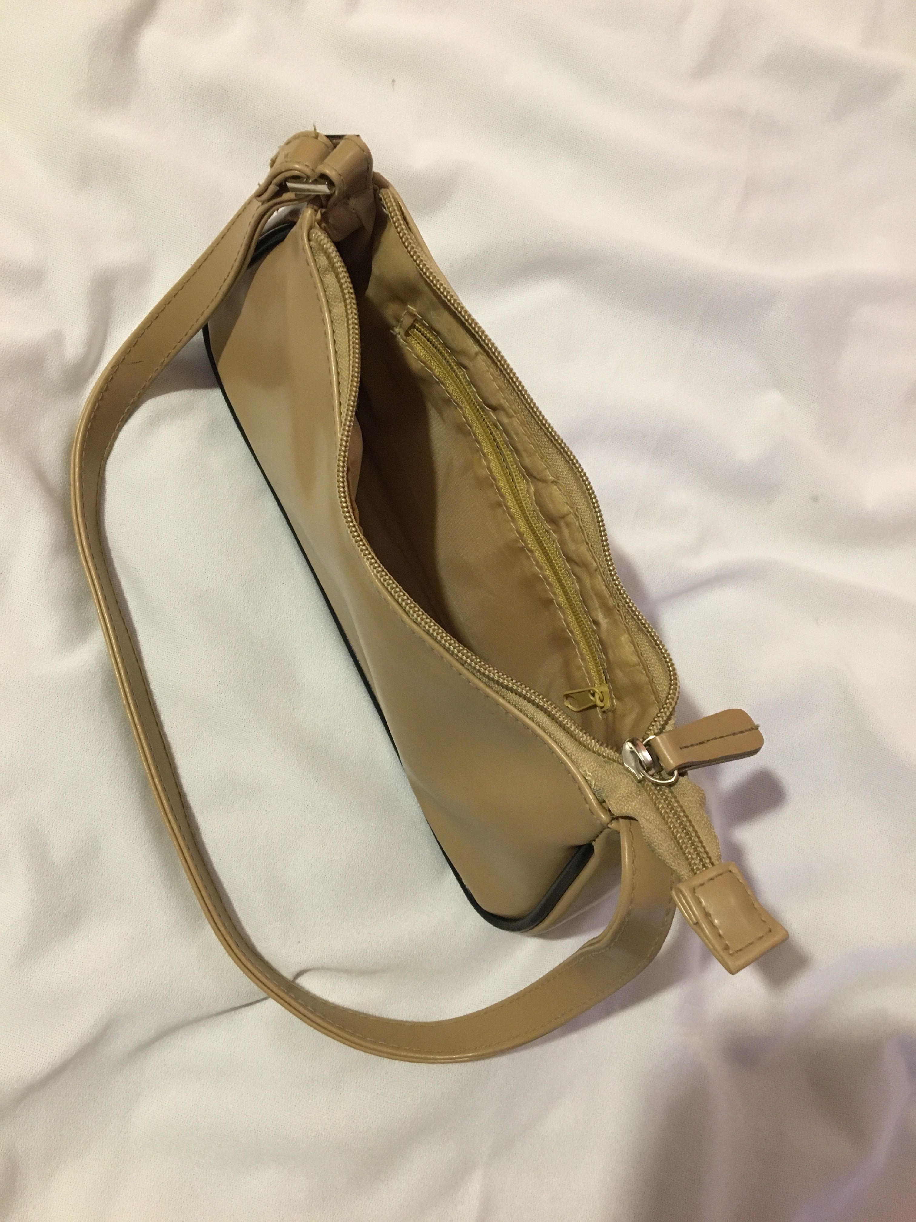 Torebka na ramię, bagietka, beżowa, nude, trench beige, eko