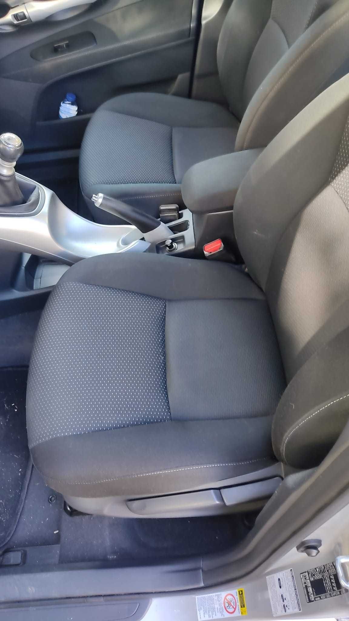 Toyota Auris 1.4D 2012