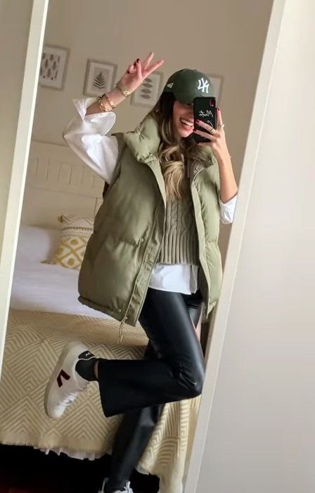 жилетка Bershka хакі