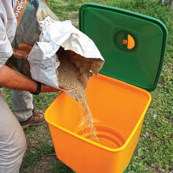 Poidło karmidło karmnik dla kur gęsi kaczek drobiu 30L + 20 kg