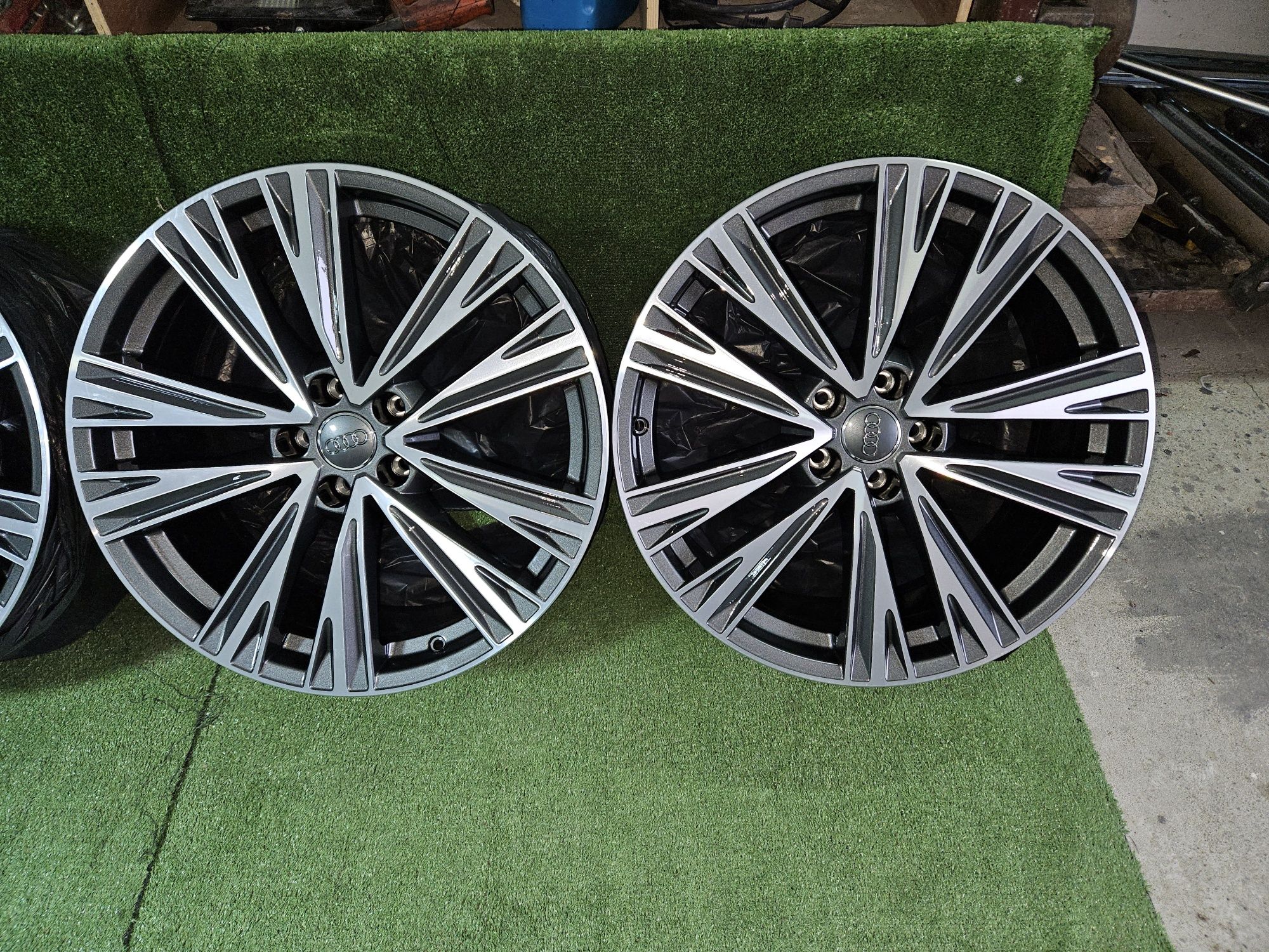 Sprzedam Alufelgi Orginalne Audi 5x112 20 Nowe A4 A5 A6 A7 A8 Q7 Q8