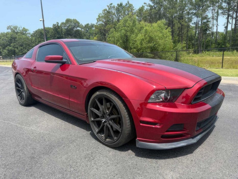 Ford Mustang GT Premium      2014