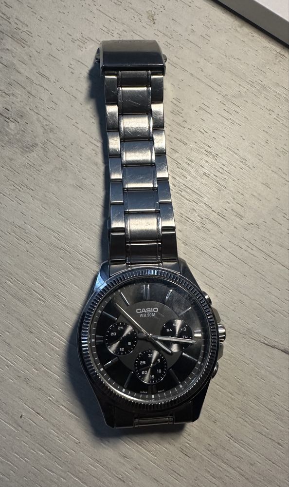 Чоловічий годинник CASIO MTP-1375D-2A1