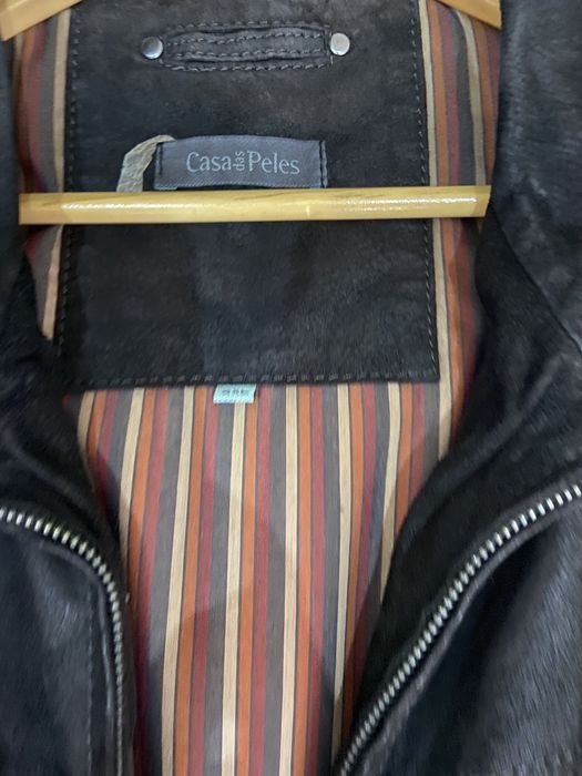 Casaco em pele castanho escuro da loja casa das peles