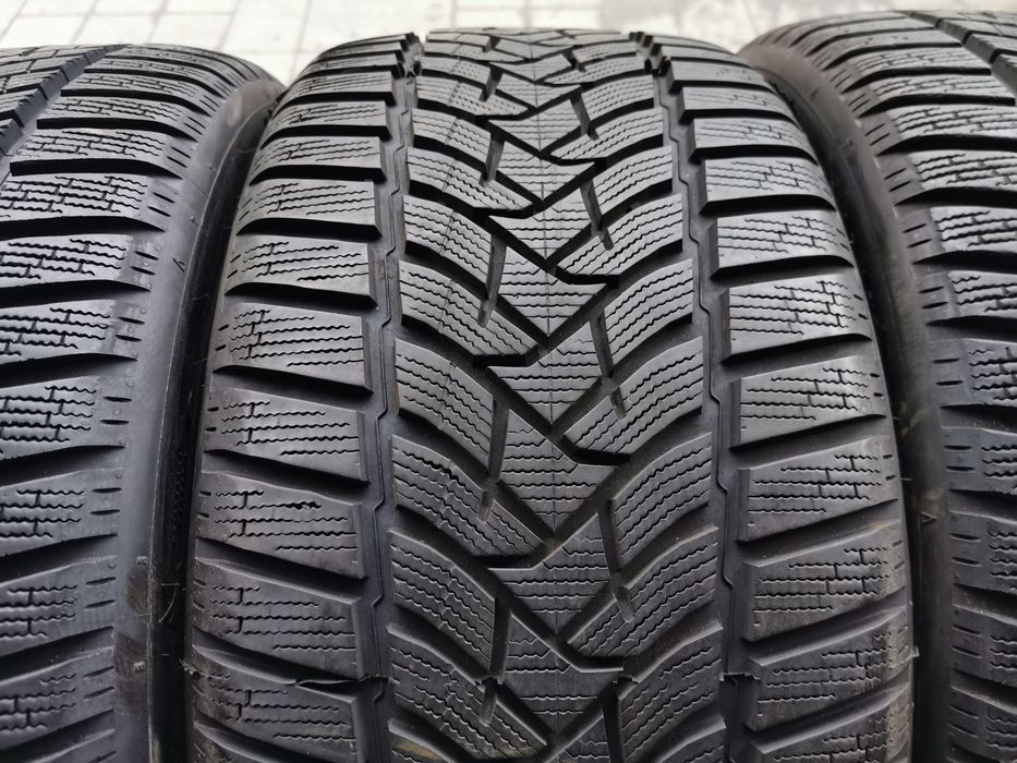 Зимняя резина 255/40 R19 Dunlop Winter sport 5