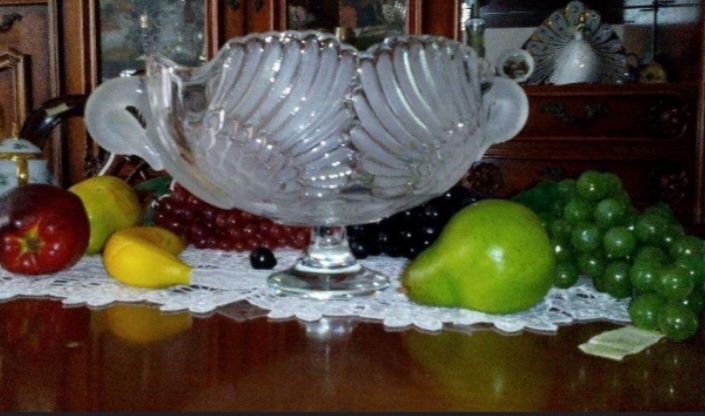 Béla maravilhosa linda fruteira em Cristal  e vidro  como nova