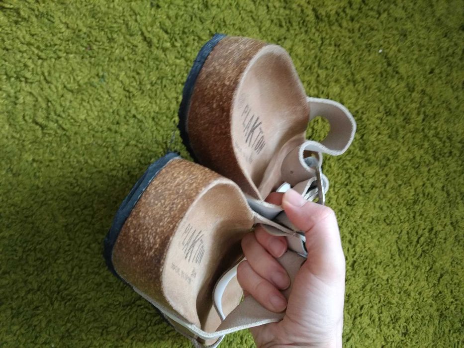 Шкіряні шльопанці 37,5-38 розмір