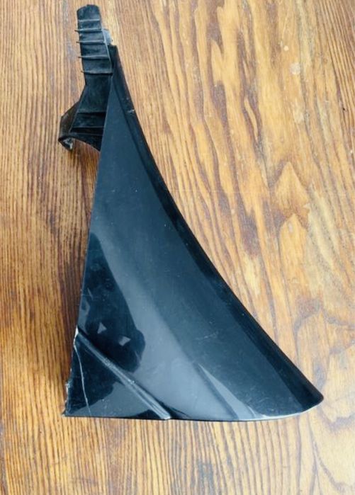 трикутник декоративний чорний 2 штуки пара Добло