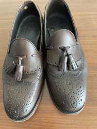 Sapatos classicos em pele da Massimo Dutti