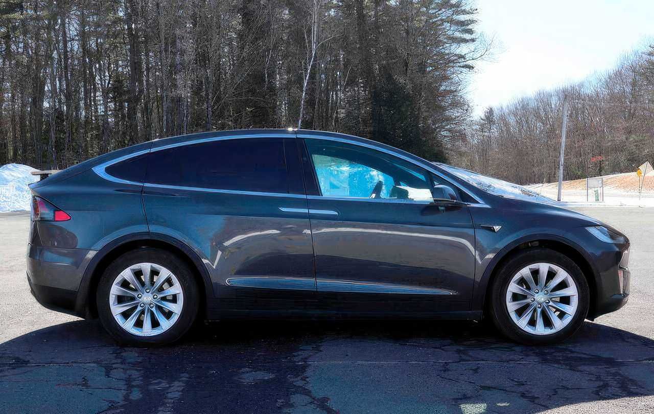 2020 Tesla Model X Long Range