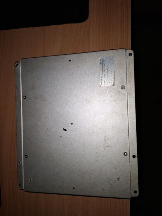 Цифровий процесор SONY XES-P1
