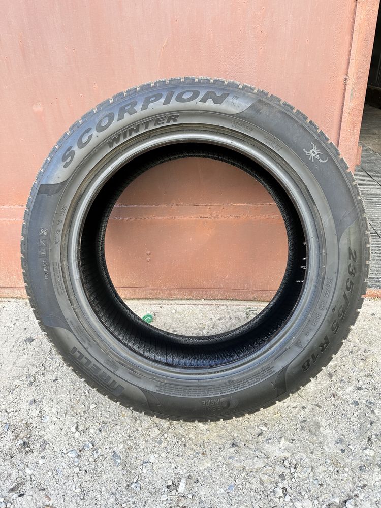 Зимові шини Pirelli Scorpion 235/55/R18 RunFlat