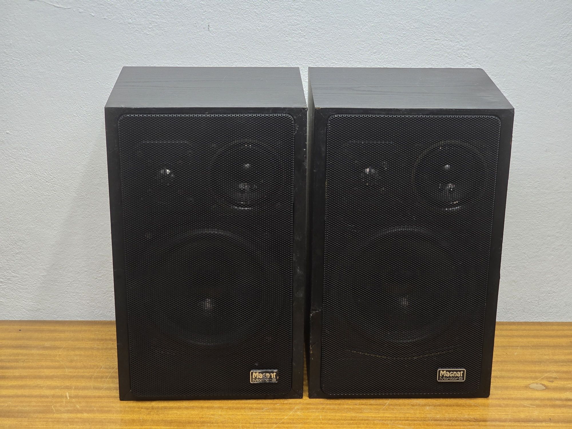 Tanio Magnat Monitor B Kolumny 3 drożne bas 20cm 120W 4-8ohm 40-34kHz