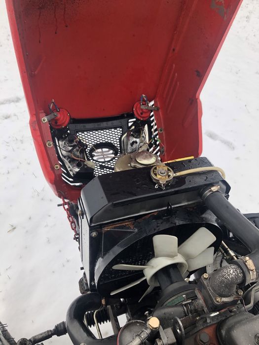 Трактор Синтай 244L