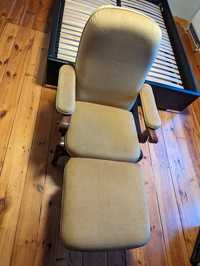 Fotel regulowany, rozkładany w stylu ludwikowskim