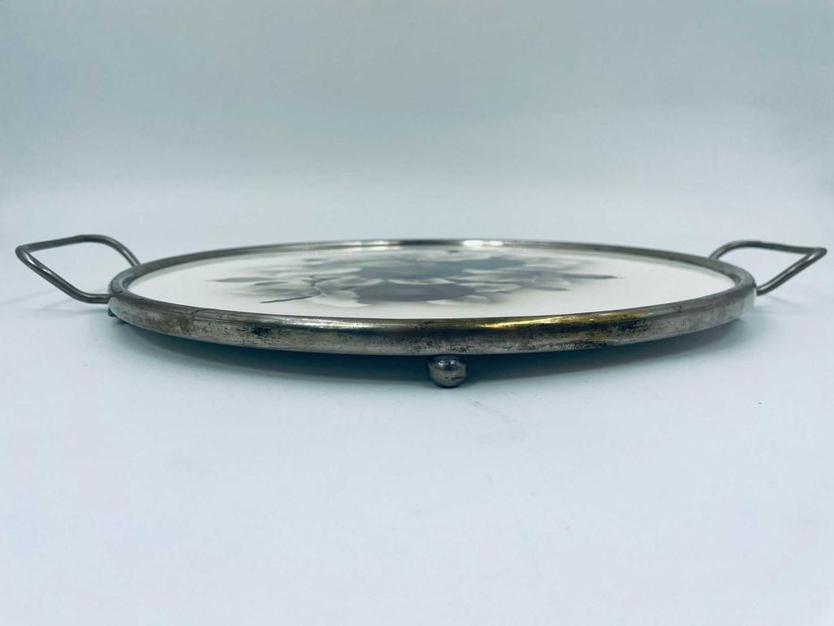 Taca, patera porcelanowa z motywem owoców