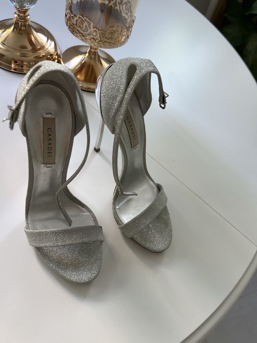 Sandałki Szpilki Casadei 37