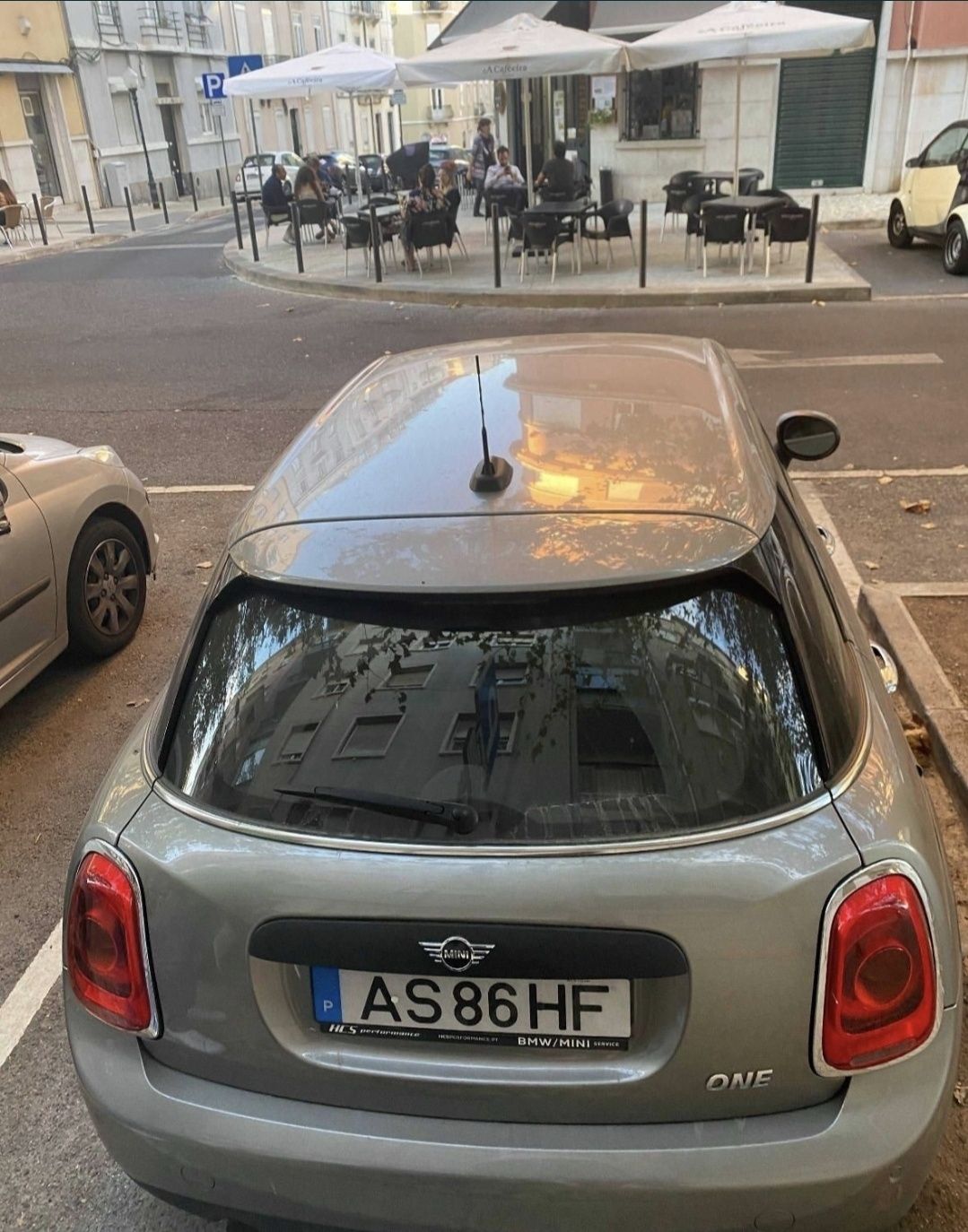 Mini One - 5 portas - como novo