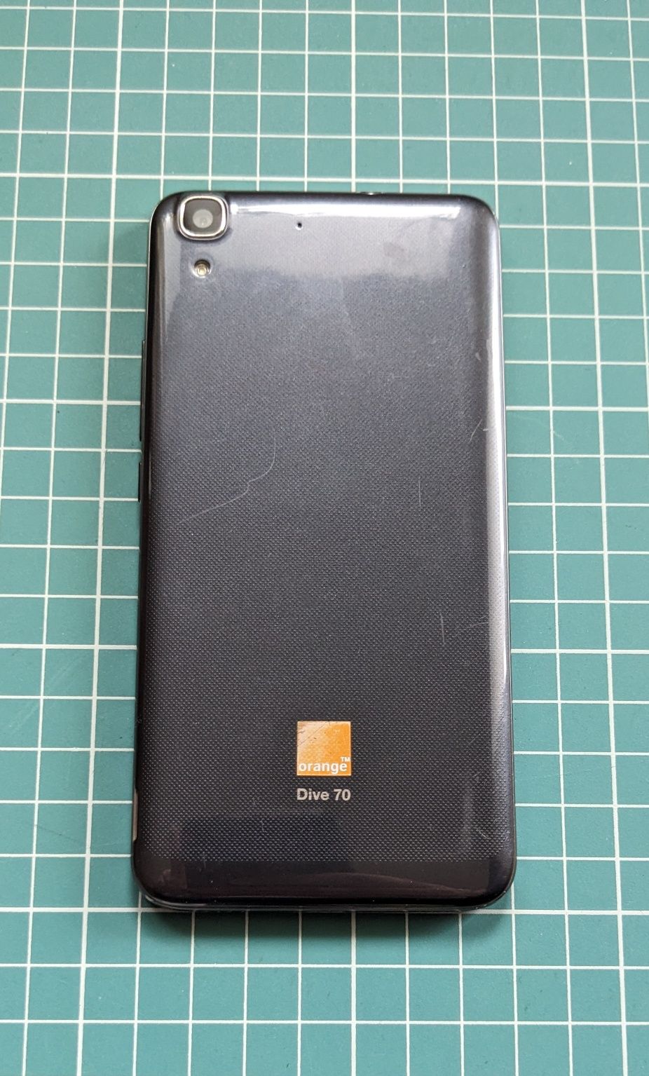 Smartfon Orange Dive 70