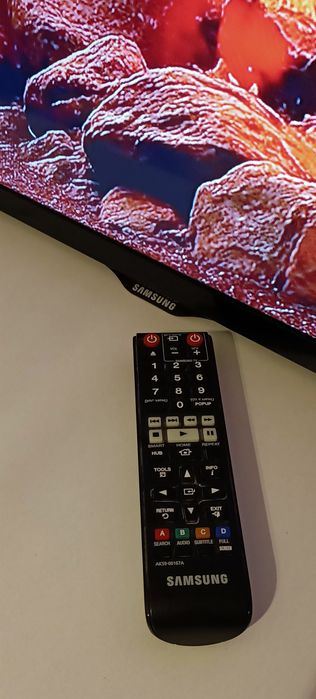 Telewizor Samsung HD 46 cali plazma Netflix YouTube SmartTV