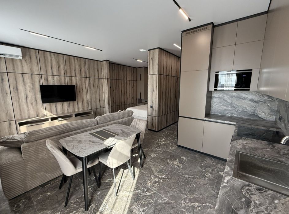 Квартира студія на довгострокову оренду