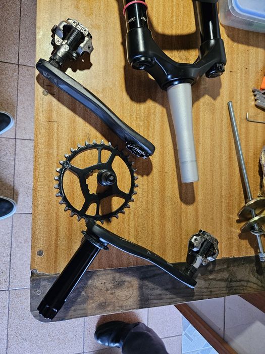 Revisão e manutenção bicicletas