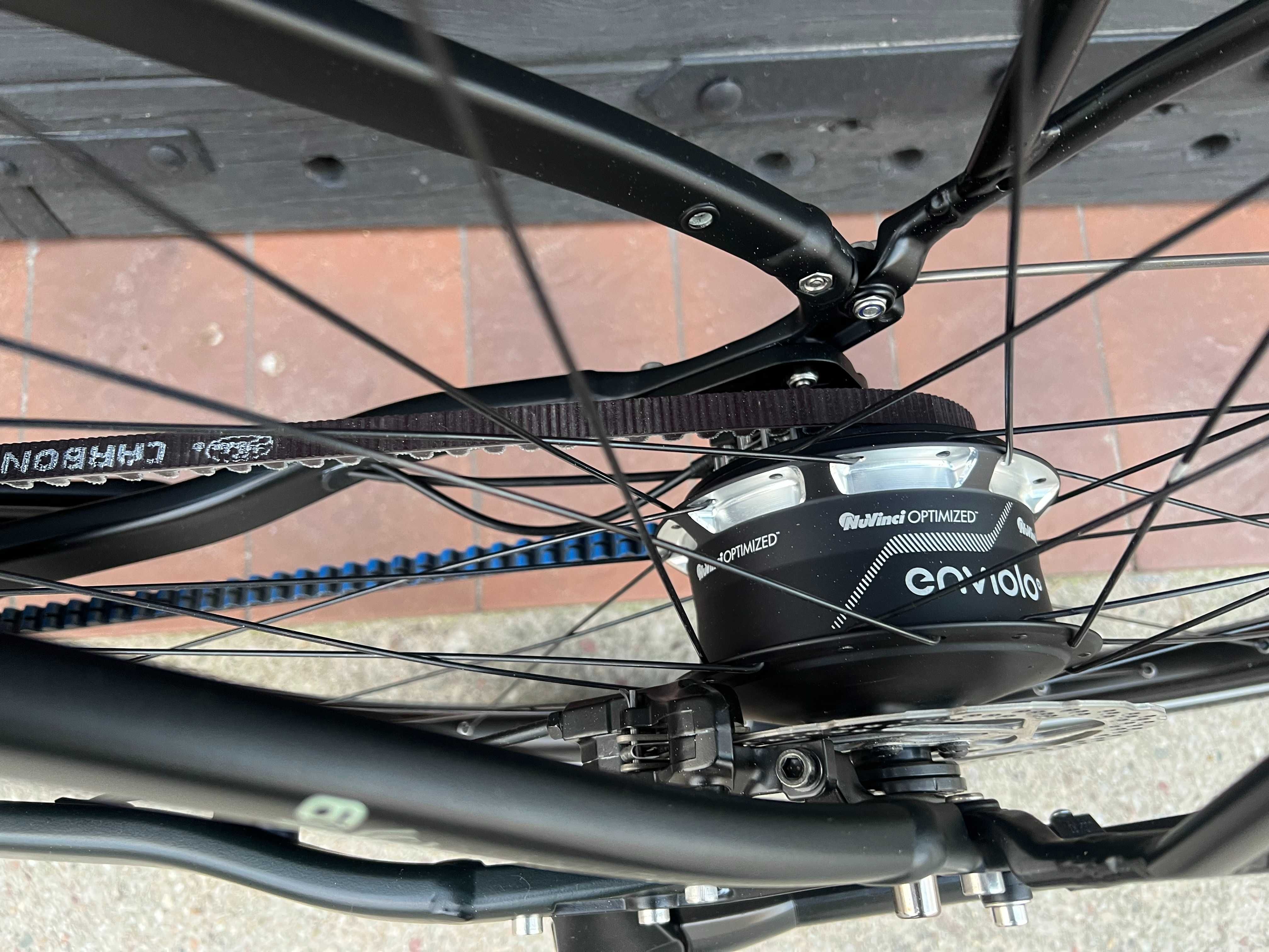 Rower elektryczny bateria 625 Bosch, na pasku karbonowym