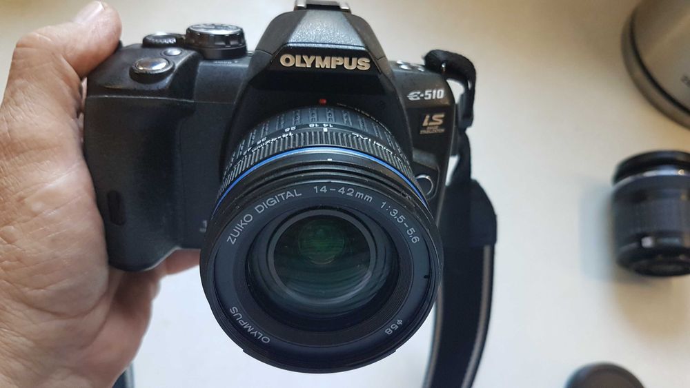 Lustrzanka Olympus E510 obiektyw 14-42mm + obiektyw 40-150mm