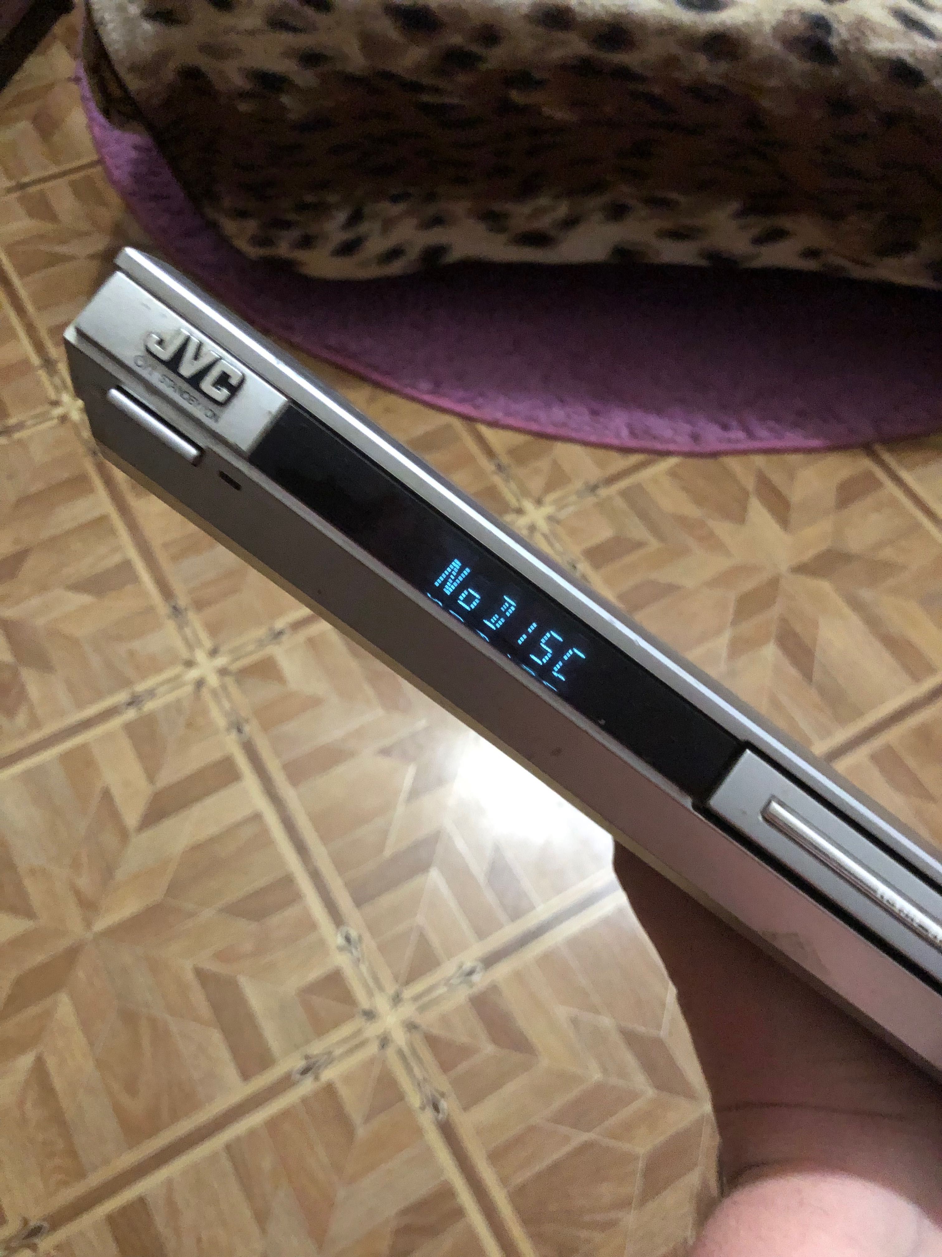 DVD-проигрыватель JVC XV-N316S робочий