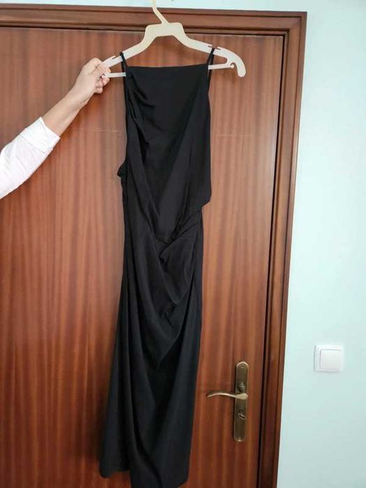 Vestido preto elegante