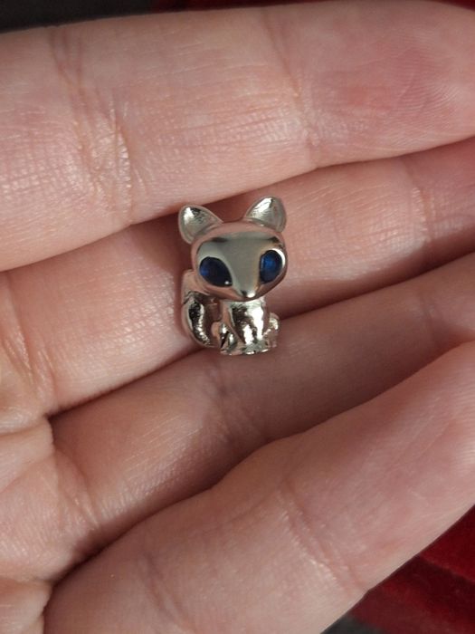 Nowy charms lisek - stal chirurgiczna 316l.