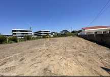 Terreno em Frente ao Mar para construção de Moradia