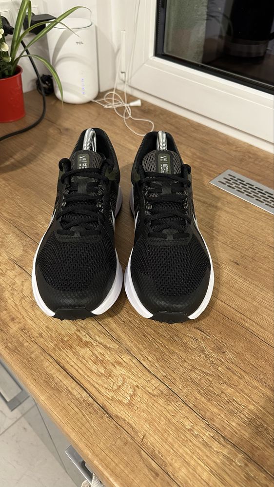 Trampki Nike run swift original buty new 42.5 uk8 męskie