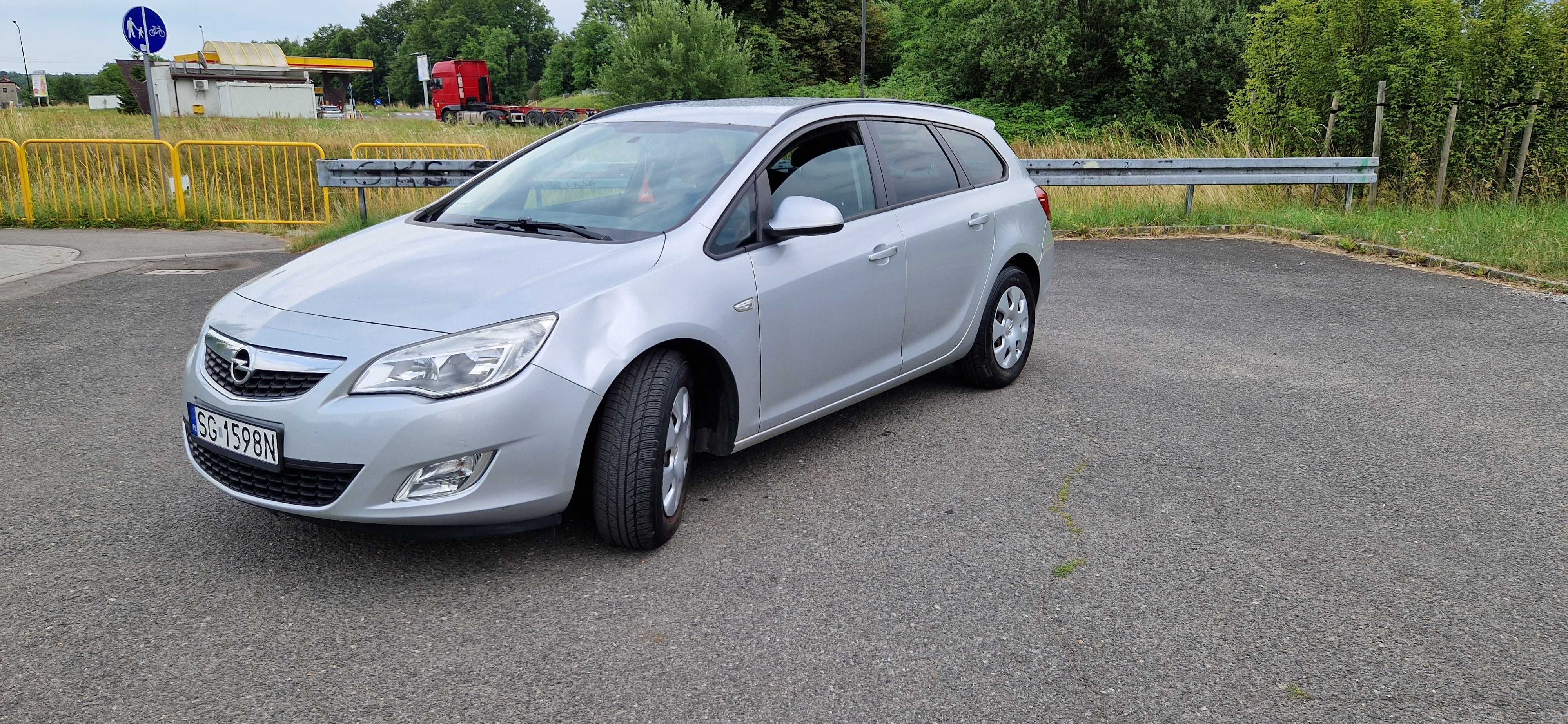 Opel Astra J Sports Tourer 2012 r 1,7 CDTI