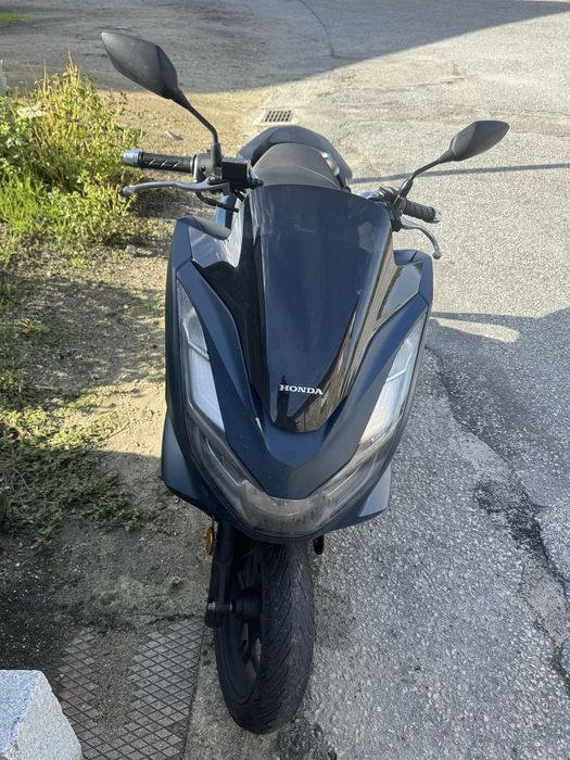 Vendo moto pcx 2024