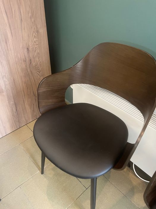 Krzesła do jadalni/biurka komplet