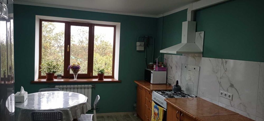 Продам або обміняю трикімнатну квартиру по вулиці Шишацькій