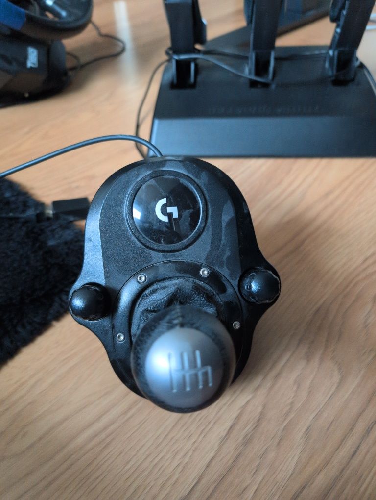 Sprzedam shifter logitech plus adapter