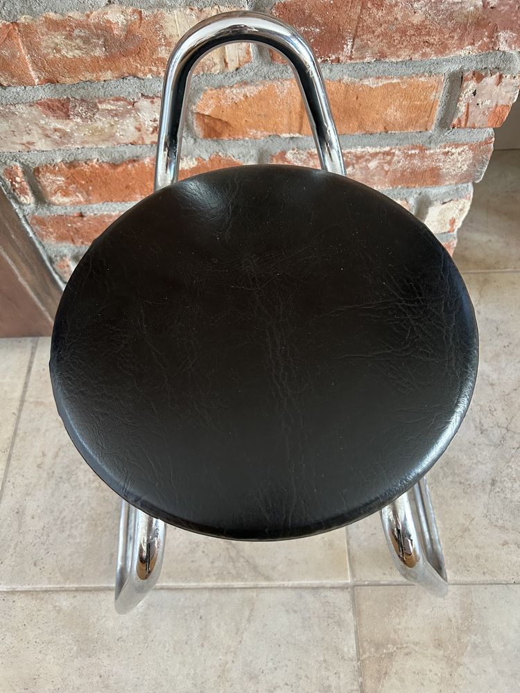 Krzesło chrom z czarnym siedziskiem